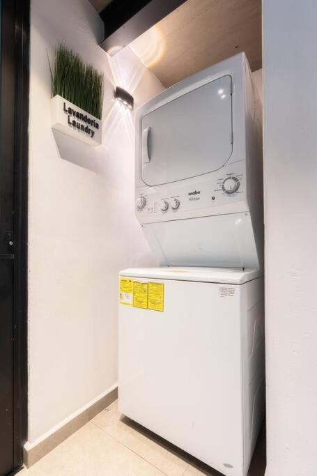 Apartment P501 2bdrm 2bath Ac Rooftop