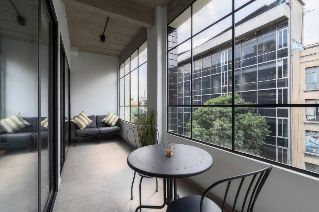 P501 2bdrm 2bath Ac Rooftop Apartment