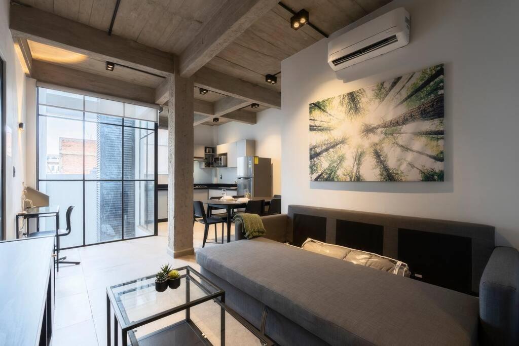 P501 2bdrm 2bath Ac Rooftop Apartment