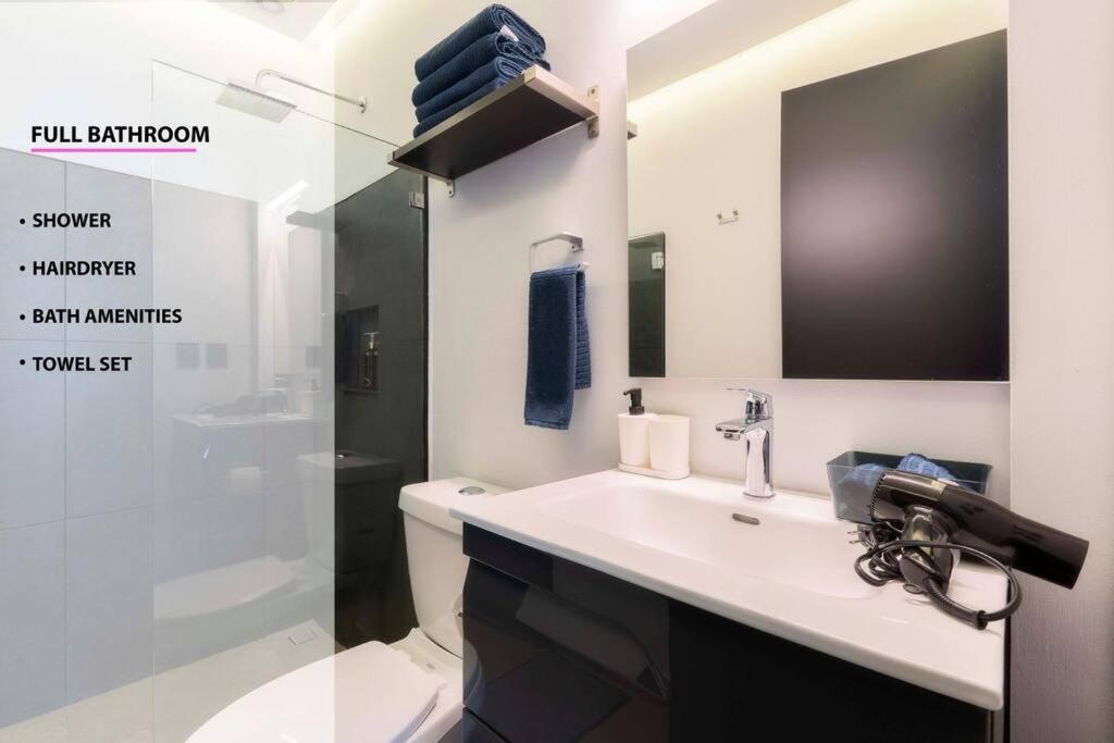 P501 2bdrm 2bath Ac Rooftop Apartment